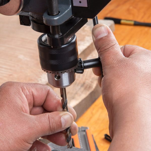 Taladro de piso 8", 1/3 HP (250 W), broquero 1/2", Truper